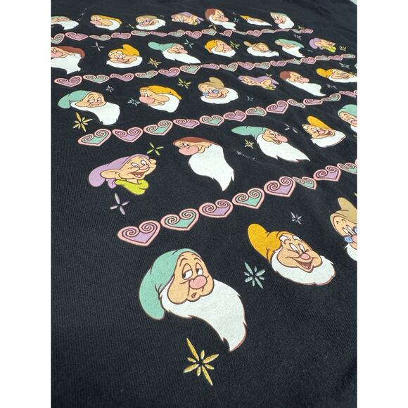Vintage 90’s RARE Black Large Disney Classics Snow White And The 7 Dwarves AOP - Picture 3 of 6